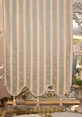 Collezione “Royal Style”, Tenda per finestra o balcone, in tessuto italiano lusso light blue