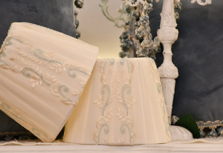 Paralume romantico in seta e tulle “MariaSofia” azzurro