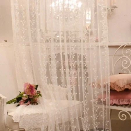 Tessuto per tende in tulle ricamato con roselline